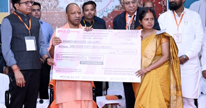परंपरागत हस्तशिल्पी और कारीगर भारत को वैश्विक अर्थव्यवस्था के रूप में स्थापित करने में अपनी बड़ी भूमिका का निर्वहन कर रहे : मुख्यमंत्री