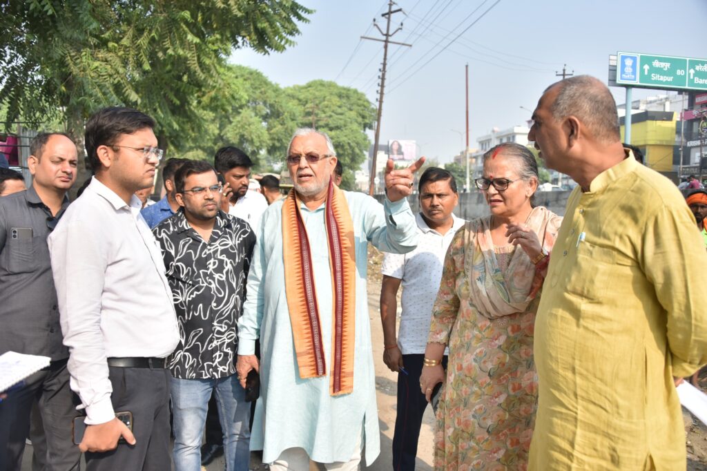 स्वच्छता और बुनियादी सुविधाओं की जमीनी हकीकत परखने के लिए लखनऊ के प्रभारी मंत्री ने किया औचक निरीक्षण