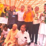 बिजली कर्मियों का हल्ला बोल: 11 अप्रैल को लखनऊ में आंदोलन का होगा ऐलान, सामूहिक सत्याग्रह की चेतावनी