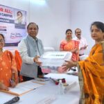 स्टूडेंट्स की सुविधा के लिए लखनऊ विश्वविद्यालय की नई पहल: छात्रावासों और विभागों में ‘फर्स्ट एड किट’ दी गई