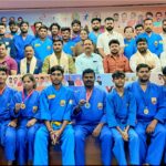 डॉ नीरज सिंह ने वोवीनाम प्रशिक्षको और खिलाड़ियों को पुरस्कृत किया