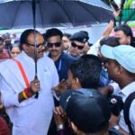 UPSSSC-JE अभ्यर्थियों ने किया डिप्टी सीएम के आवास का घेराव; पारदर्शी चयन और परिणाम जारी करने की मांग