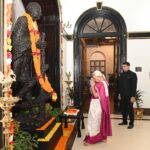 गांधी-शास्त्री जयंती पर राजभवन में कार्यक्रम: राज्यपाल आनंदीबेन पटेल ने दी श्रद्धांजलि, बोलीं— ‘स्वच्छता को बनाएं अपनी आदत’