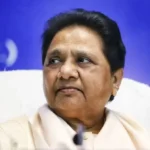 मायावती ने एनआरएचएम संविदाकर्मियों को नियमित करने और स्थायी नौकरी का अवसर देने की उठाई मांग